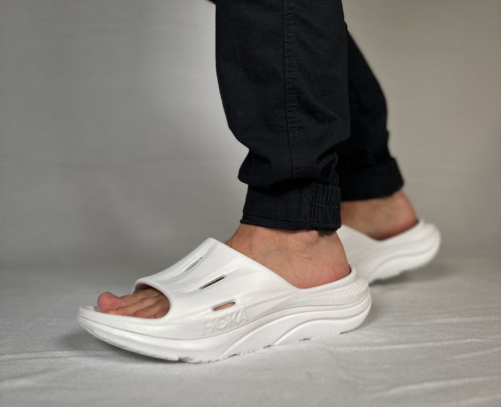 Hoka U ORA RECOVERY SLIDE 3 Vit / Vit