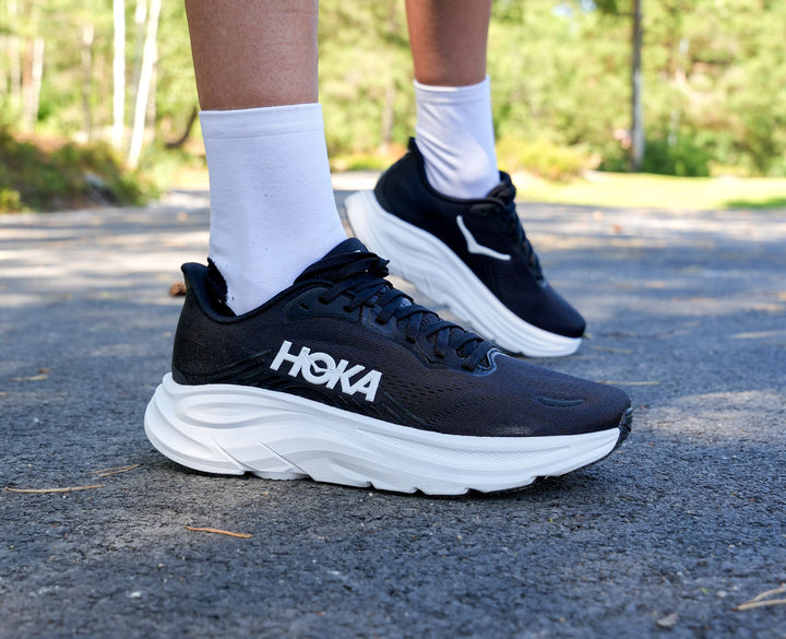 Hoka W CLIFTON 11 WIDE Black / White