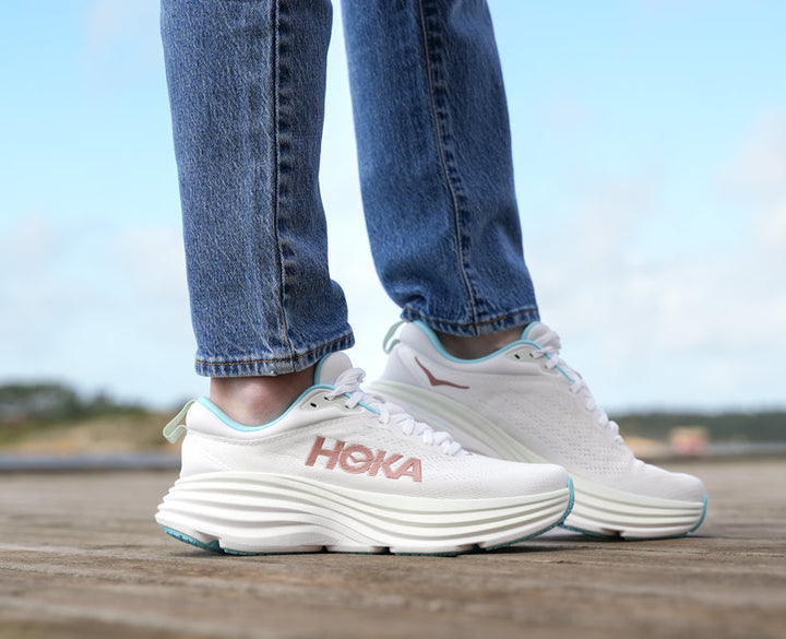 Hoka W BONDI 8 Frost / Rose Gold