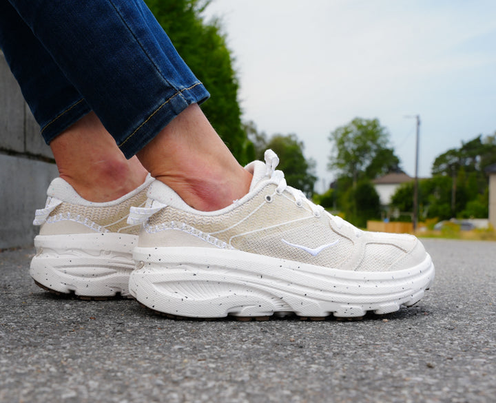 Hoka U BONDI B3 BP Frost / Pepper