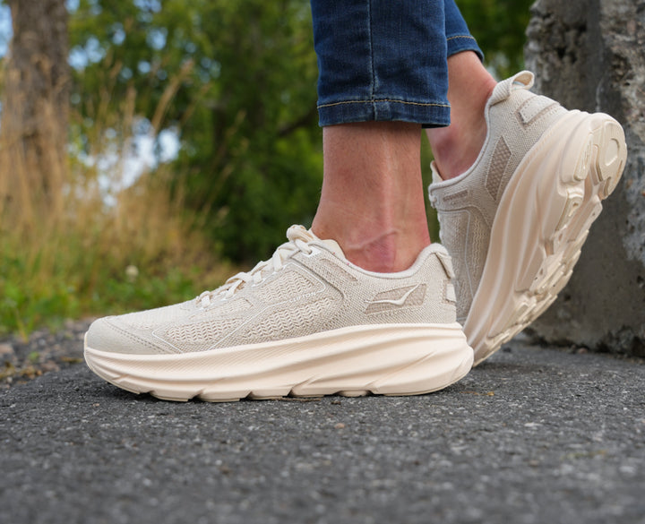 Hoka U CLIFTON ONE9 BP Alabaster / Cielo Blue