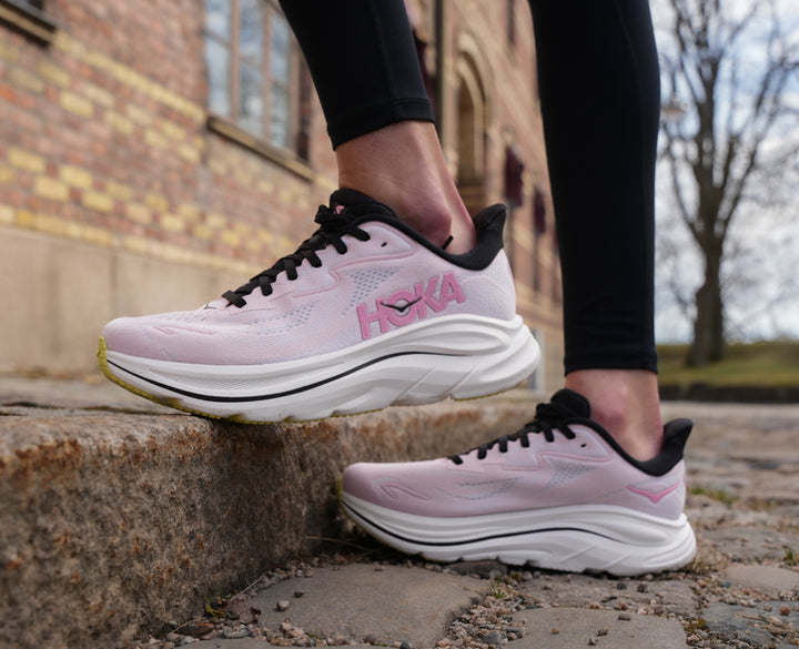 Hoka W CLIFTON 10 Carnation / Starlight Glow