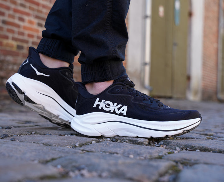 Hoka M CLIFTON 10 Black / White