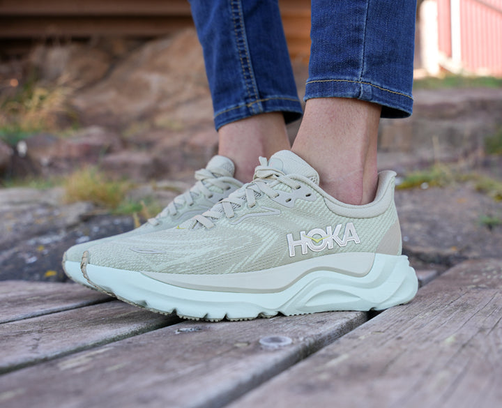 Hoka W ARAHI 8 Oyster Mushroom / Truffle Salt