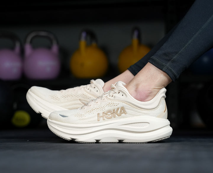 Hoka W BONDI 9 Vanilj / Björk 
