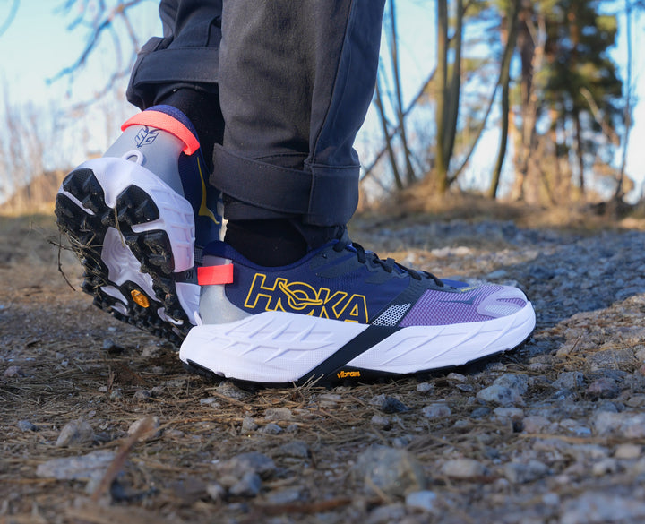 Hoka W SPEEDGOAT 7 WIDE Berry Jam / Starlight Glow