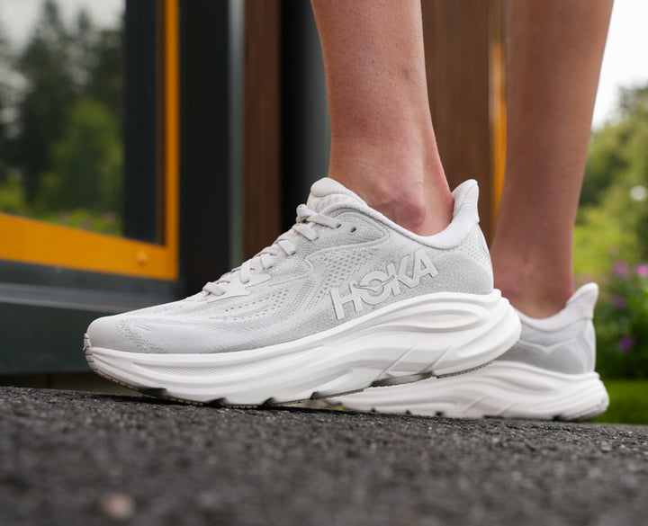 Hoka W CLIFTON 10 Cosmic Gray / Stardust