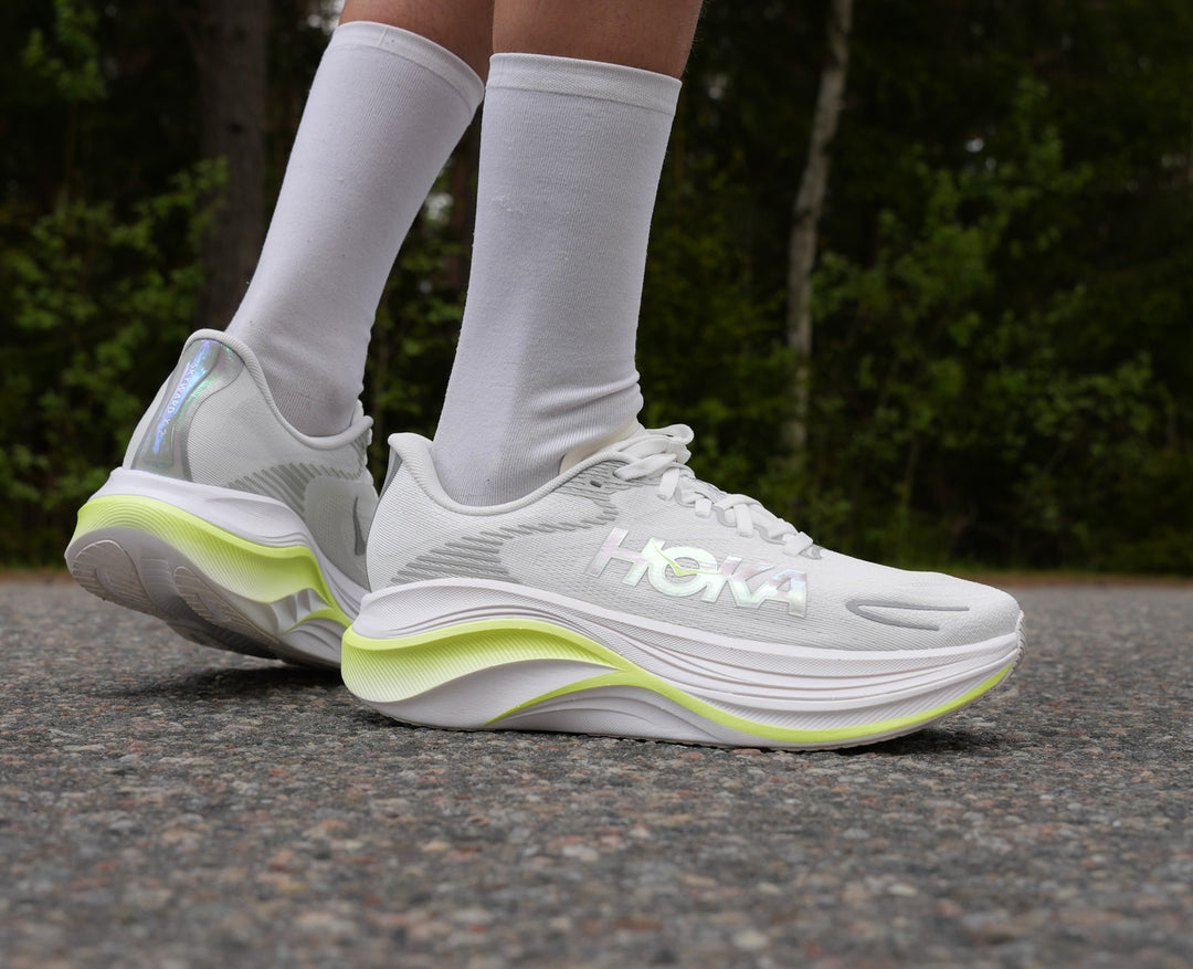 Hoka W SKYWARD X 2 White / Neon Yuzu