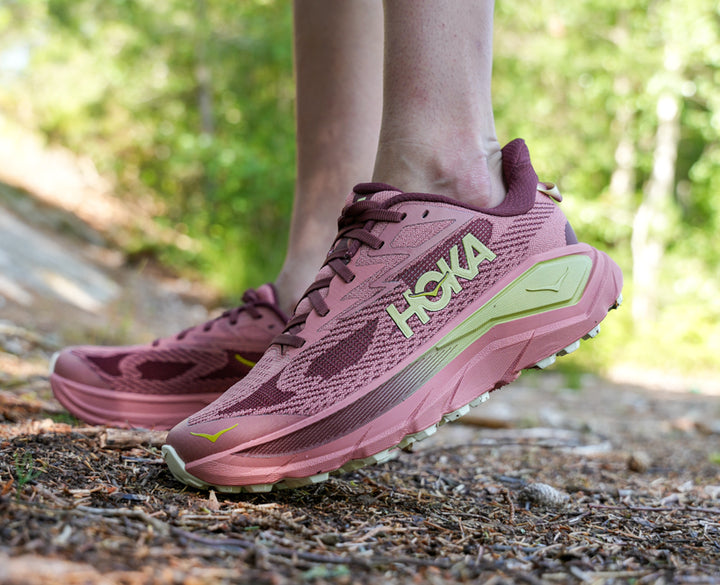 Hoka W CHALLENGER 8 Blush / Dark Cedar