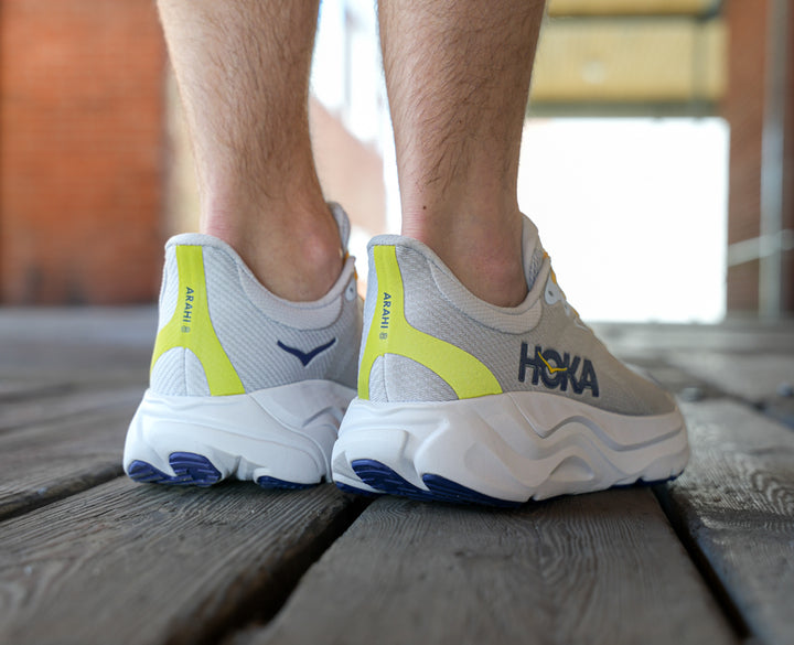 Hoka M ARAHI 8 WIDE Stardust / Cosmic Grey