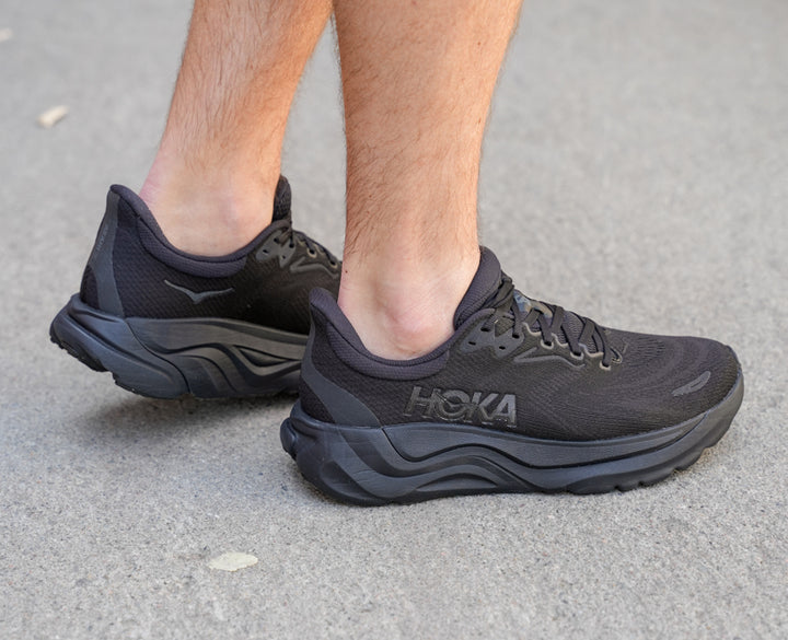 Hoka M ARAHI 8 Svart / Svart