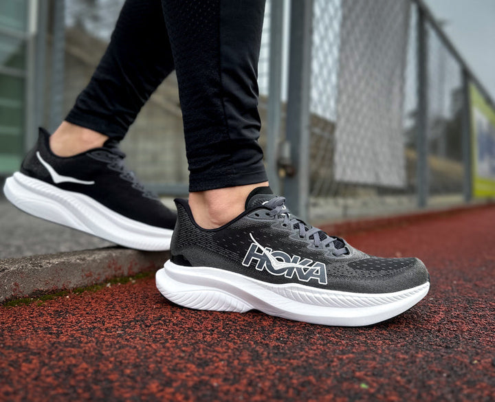 Hoka M MACH 6 Svart / Vit