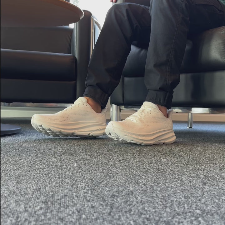 Hoka M CLIFTON 9 Vit / Vit