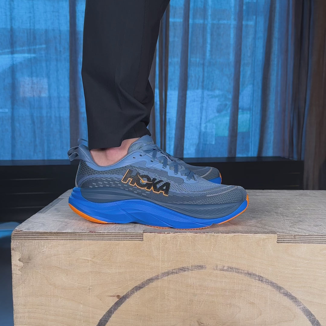 Hoka M SKYFLOW Regn / Åskmoln
